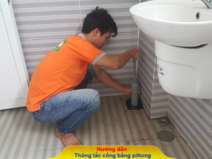 Hướng dẫn cách thông tắc cống bằng pittông
